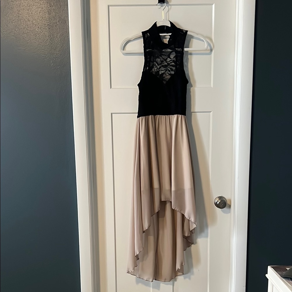 Auditions Black and Beige High-Low Dress